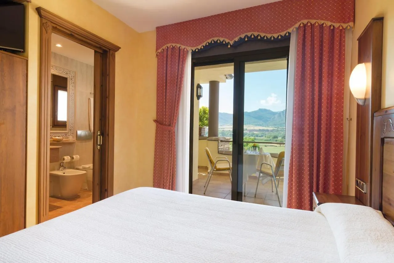 Hotel Restaurant Cal Petit Oliana