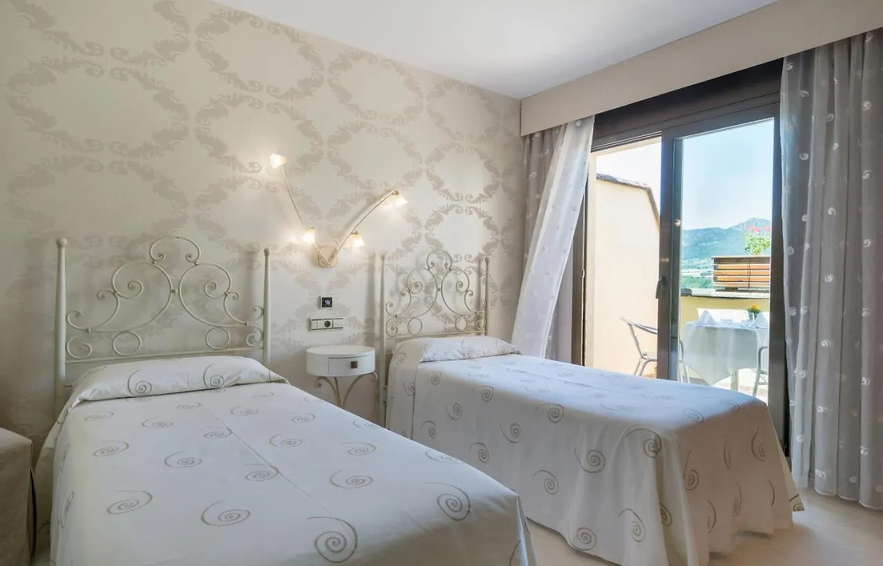 Hotel Restaurant Cal Petit Oliana