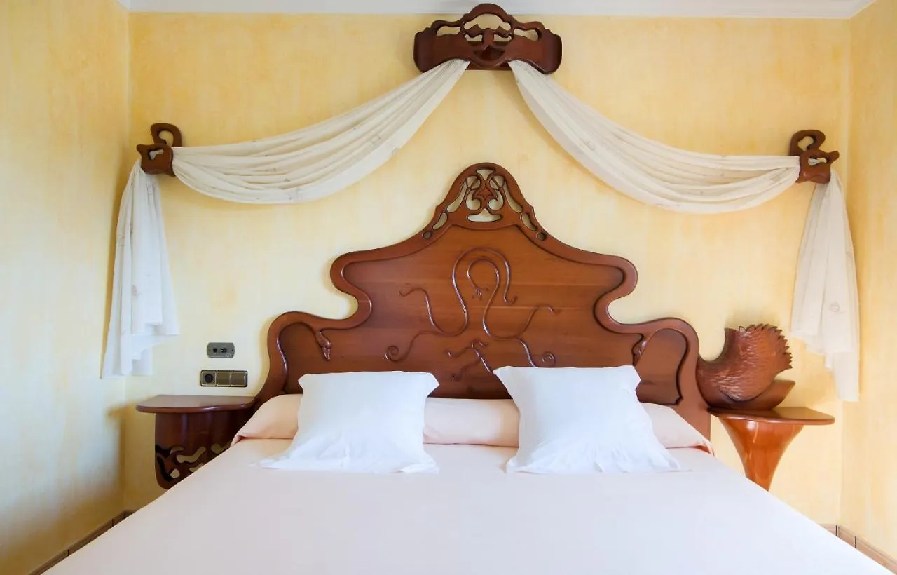 ***  Hotel Restaurant Cal Petit Oliana Spain