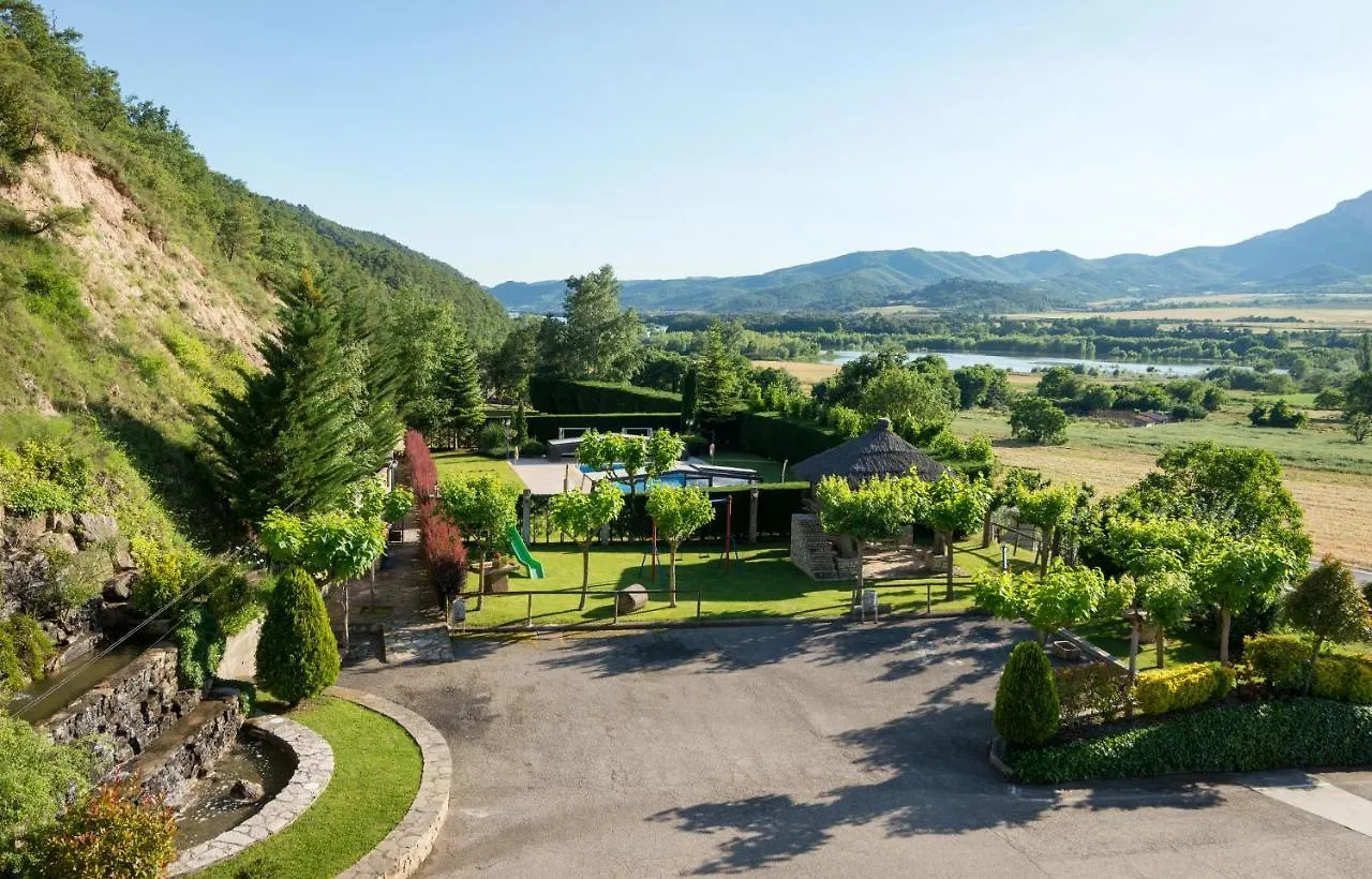 Hotel Restaurant Cal Petit Oliana
