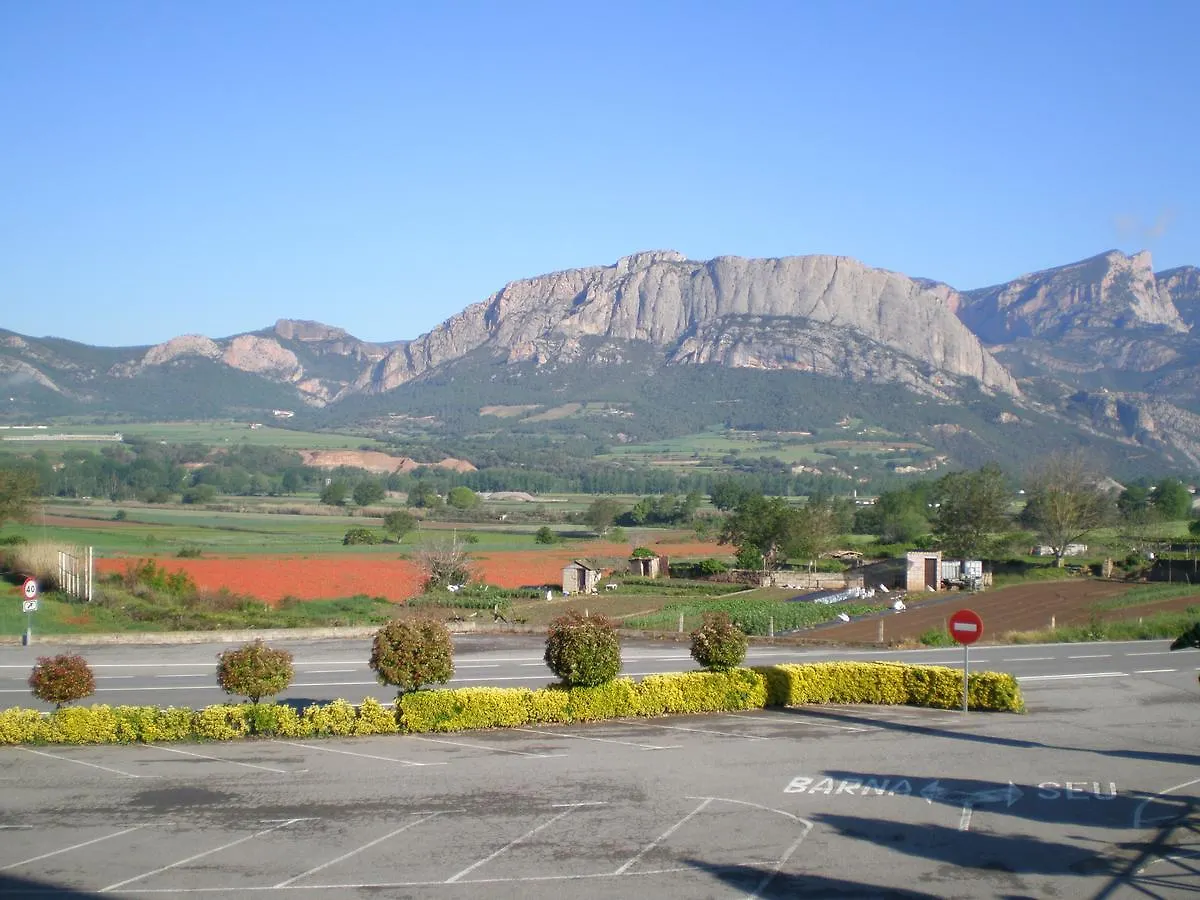 Hotel Restaurant Cal Petit Oliana España